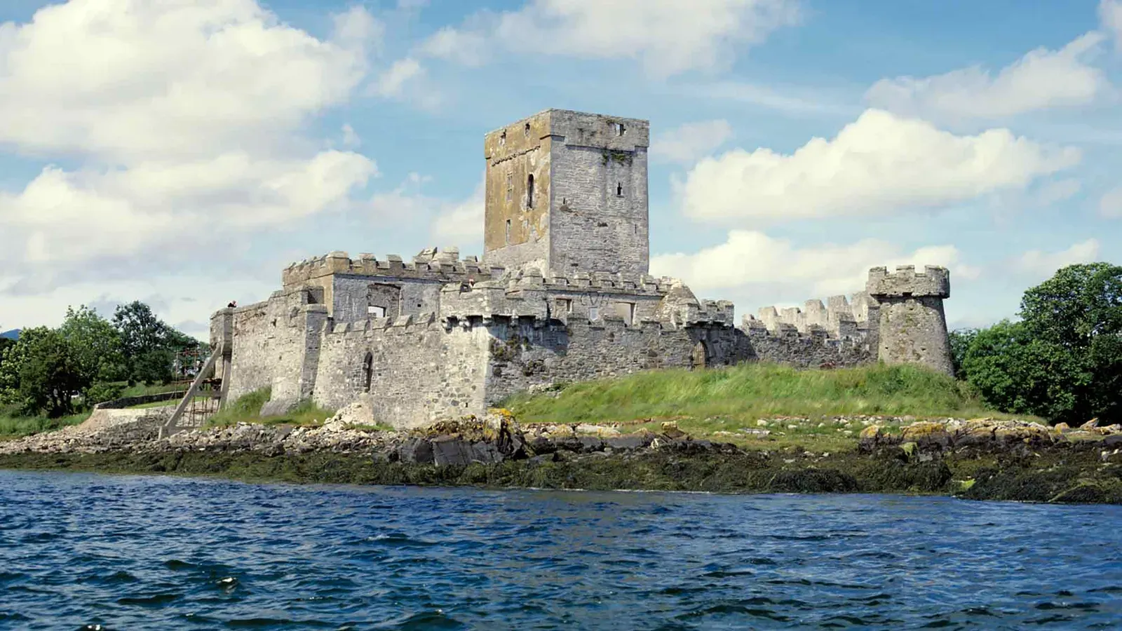 Doe Castle